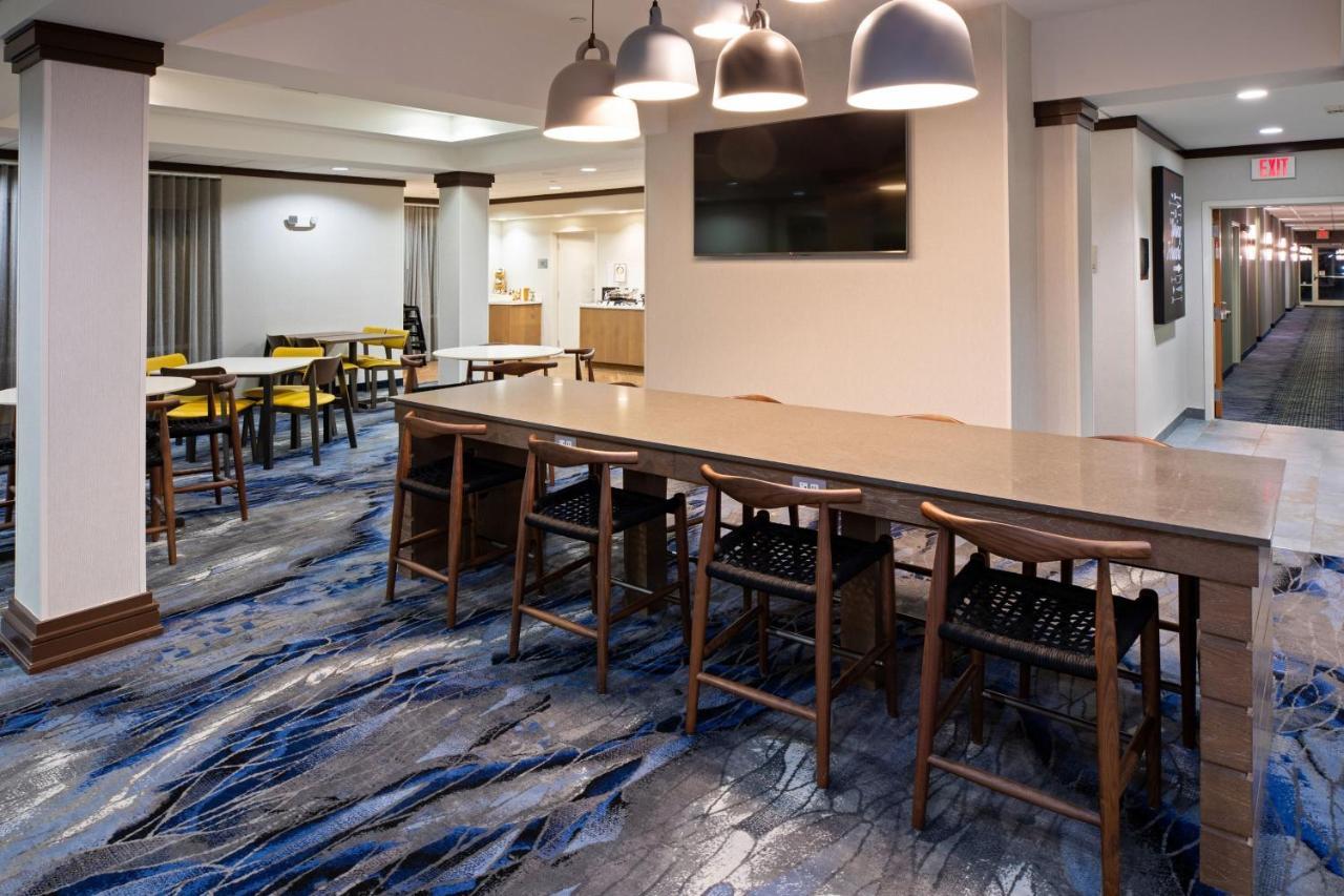 Fairfield Inn & Suites By Marriott Elizabethtown Ngoại thất bức ảnh