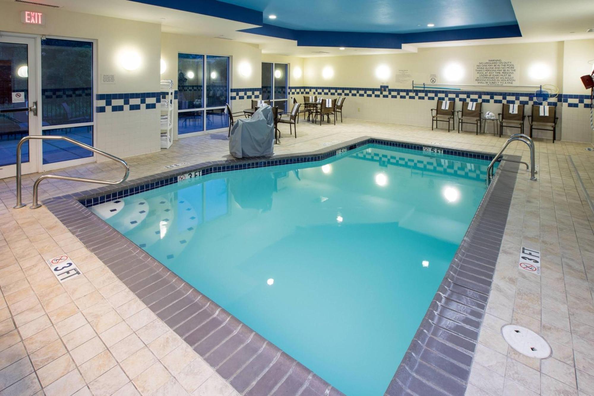 Fairfield Inn & Suites By Marriott Elizabethtown Ngoại thất bức ảnh